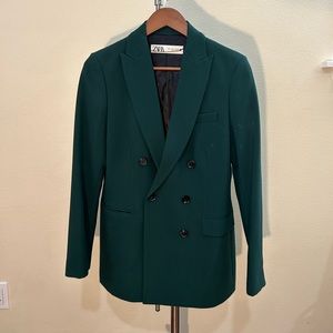 Green suit with blazer and pants!